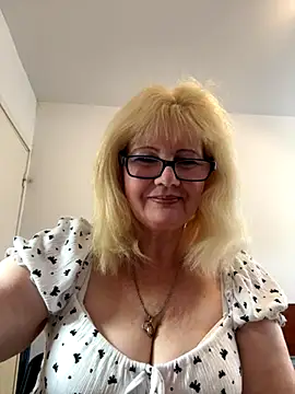 BoloshkaBlonda online show from October 29, 11:23 am