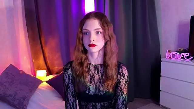 Snapshot of midnightMaya chatting on November 11, 7:47 pm midnightMaya online show from November 11, 7:47 pm