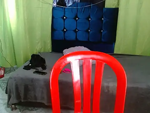 Ebony luna online show from December 15, 7:07 pm