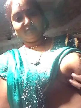 Snapshot of Supercapll chatting on October 13, 7:36 pm Supercapll online show from October 13, 7:36 pm