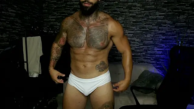 MasculineGuy99 online show from July 4, 7:20 pm