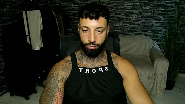 MasculineGuy99 online show from July 6, 4:09 pm