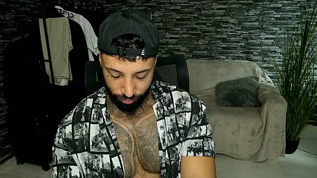 MasculineGuy99 online show from July 8, 10:09 am