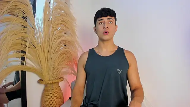 Thiago Connor21 online show from November 10, 6:18 pm