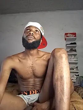 Snapshot of FreakyKaigrey chatting on February 12, 10:21 am FreakyKaigrey online show from February 12, 10:21 am