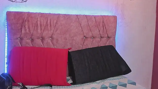 Mia lopez 1 online show from October 16, 1:12 pm