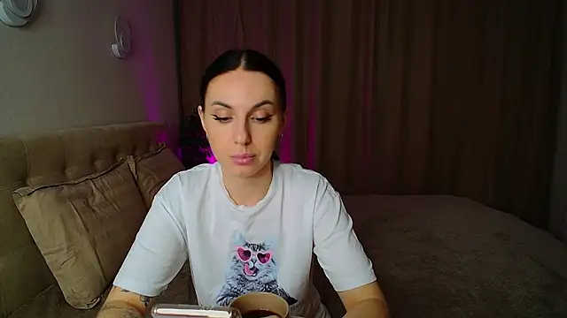 Snapshot of Poison_inyour_Mind__ chatting on November 22, 6:40 pm Poison inyour Mind online show from November 22, 6:40 pm