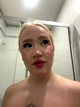 RollDolls online show from October 20, 5:08 am