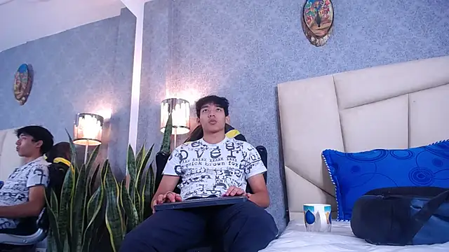ValenorLerot online show from October 6, 5:27 am