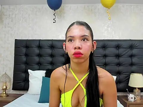 EmaGarcess online show from October 22, 7:35 pm