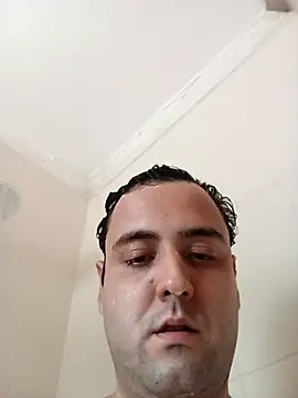 Snapshot of vitinhobb2 chatting on November 3, 2:40 pm vitinhobb2 online show from November 3, 2:40 pm