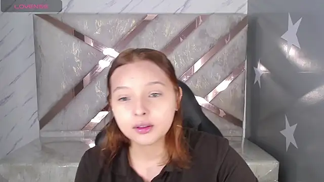 mia foster t online show from April 15, 1:29 pm