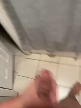 familia0210 online show from November 20, 12:00 am