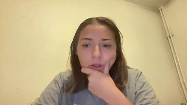 Snapshot of looloopaul chatting on October 30, 1:34 pm looloopaul online show from October 30, 1:34 pm