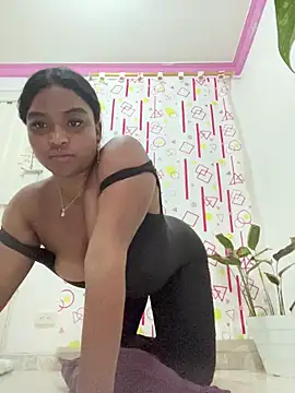 Snapshot of mitschellfox21 chatting on November 25, 7:52 am mitschellfox21 online show from November 25, 7:52 am