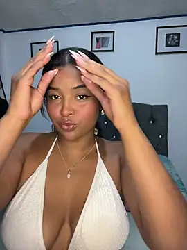 Snapshot of mitschellfox21 chatting on December 19, 4:08 am mitschellfox21 online show from December 19, 4:08 am