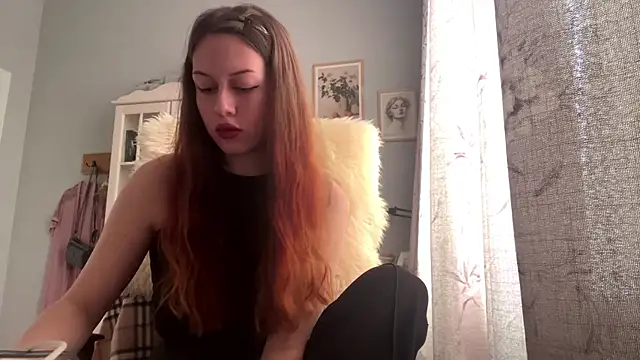 Nayra flash online show from November 29, 7:22 am