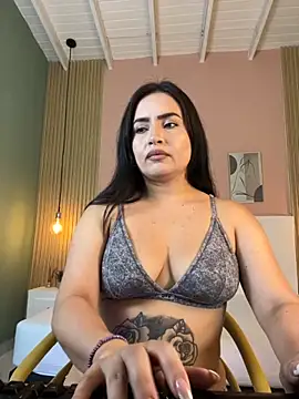 Snapshot of ZaraFoxx7 chatting on November 9, 7:45 pm ZaraFoxx7 online show from November 9, 7:45 pm