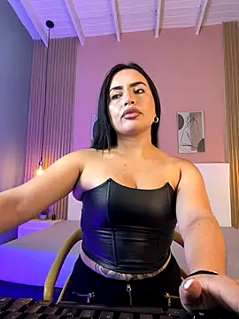 Snapshot of ZaraFoxx7 chatting on November 17, 7:30 pm ZaraFoxx7 online show from November 17, 7:30 pm