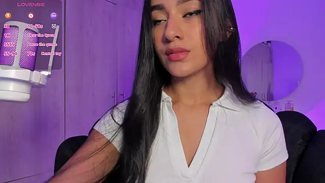 Snapshot of anne_leee chatting on June 10, 12:00 am anne leee online show from June 10, 12:00 am
