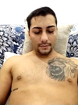 gooddboy01 online show from November 5, 12:27 pm