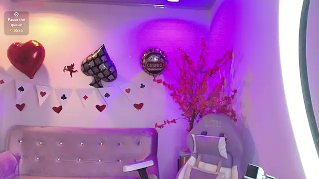 Snapshot of Summer_miller chatting on February 19, 11:39 am Summer miller online show from February 19, 11:39 am