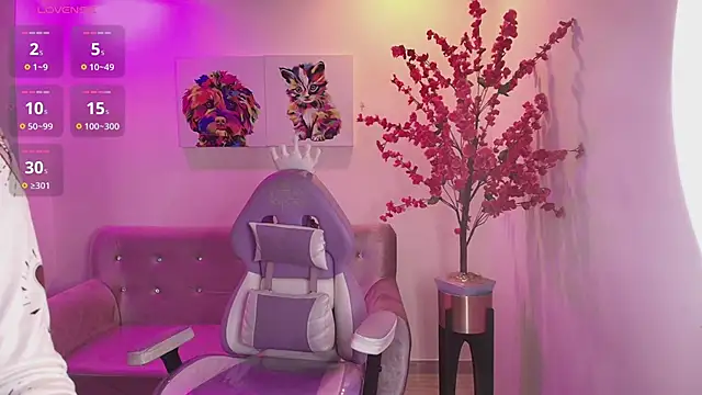 Summer miller online show from March 10, 11:26 am