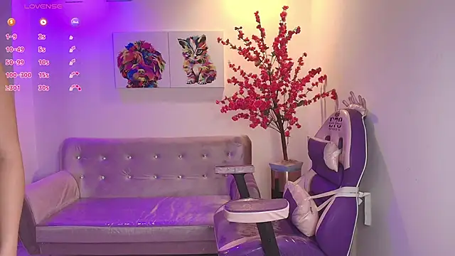 Summer miller online show from March 31, 11:32 am