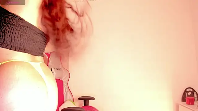 clover tter  online show from October 24, 12:41 am