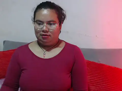 Charlotte Rot2 online show from October 4, 2:37 pm