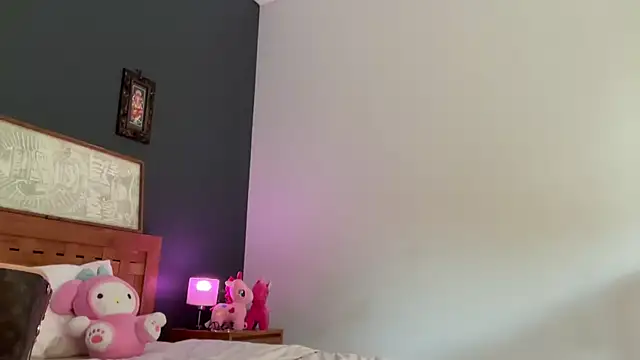 lunababyboobearr online show from October 7, 1:03 am