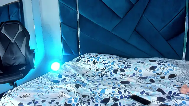 Snapshot of GisellTorres36 chatting on November 12, 11:58 pm GisellTorres36 online show from November 12, 11:58 pm