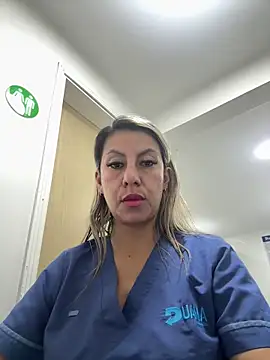 Snapshot of GisellTorres36 chatting on November 18, 5:06 pm GisellTorres36 online show from November 18, 5:06 pm