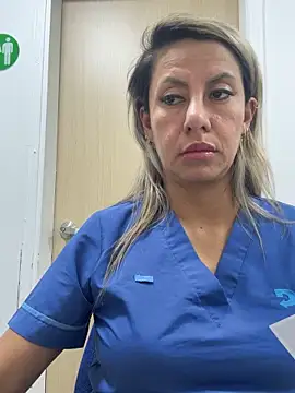 Snapshot of GisellTorres36 chatting on December 3, 7:01 pm GisellTorres36 online show from December 3, 7:01 pm