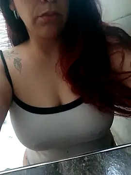 Snapshot of reynavipsex chatting on October 9, 7:45 pm reynavipsex online show from October 9, 7:45 pm