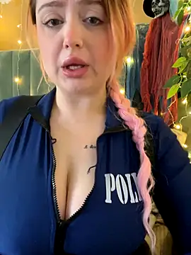 KellyMoors online show from October 27, 1:09 am