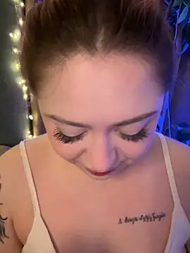 KellyMoors online show from March 5, 2:07 am