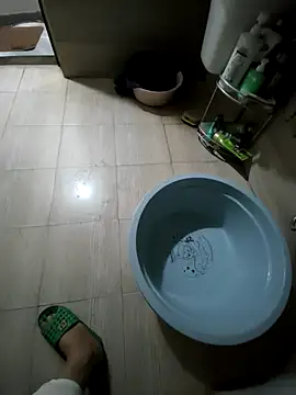 Lili 2love online show from January 14, 11:20 pm