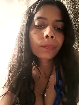 Snapshot of zoya_your chatting on November 13, 2:21 am zoya your online show from November 13, 2:21 am