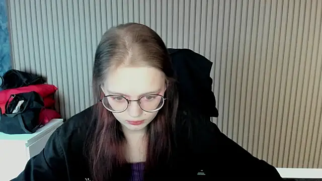 shy elina01 online show from October 7, 10:34 am