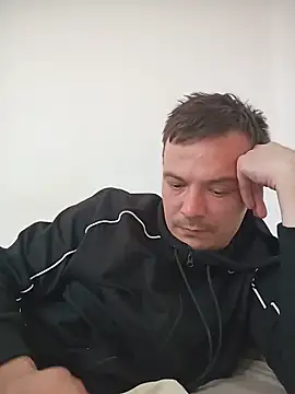 Snapshot of viktor1992-1-1 chatting on June 16, 3:14 pm viktor1992-1-1 online show from June 16, 3:14 pm
