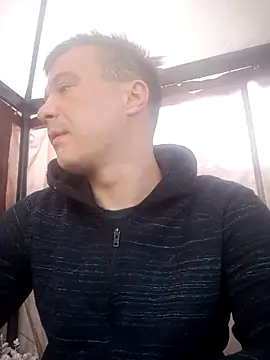 Snapshot of viktor1992-1-1 chatting on July 13, 5:10 am viktor1992-1-1 online show from July 13, 5:10 am