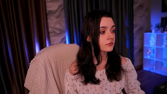 ElizabethMilller  online show from April 11, 10:14 pm