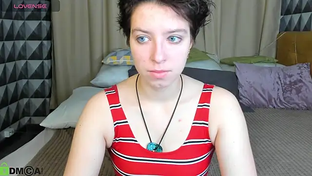 Sara Frayer online show from November 11, 1:16 am