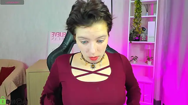 Sara Frayer online show from November 28, 12:57 am