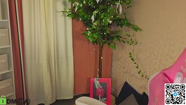 L1na Reeds online show from February 3, 1:26 am