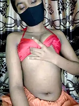 Snapshot of hottywife-03 chatting on May 7, 11:43 pm hottywife-03 online show from May 7, 11:43 pm