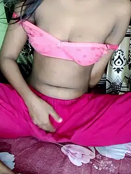 Snapshot of hottywife-03 chatting on May 9, 12:43 pm hottywife-03 online show from May 9, 12:43 pm