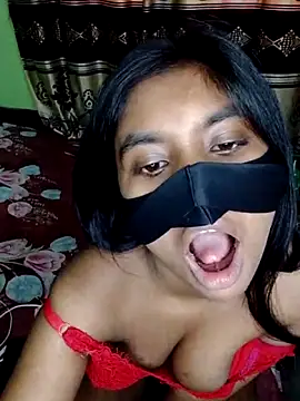Snapshot of hottywife-03 chatting on May 10, 1:11 am hottywife-03 online show from May 10, 1:11 am