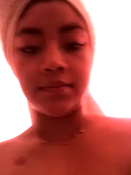 Snapshot of Isa_bell1 chatting on October 24, 3:52 pm Isa bell1 online show from October 24, 3:52 pm